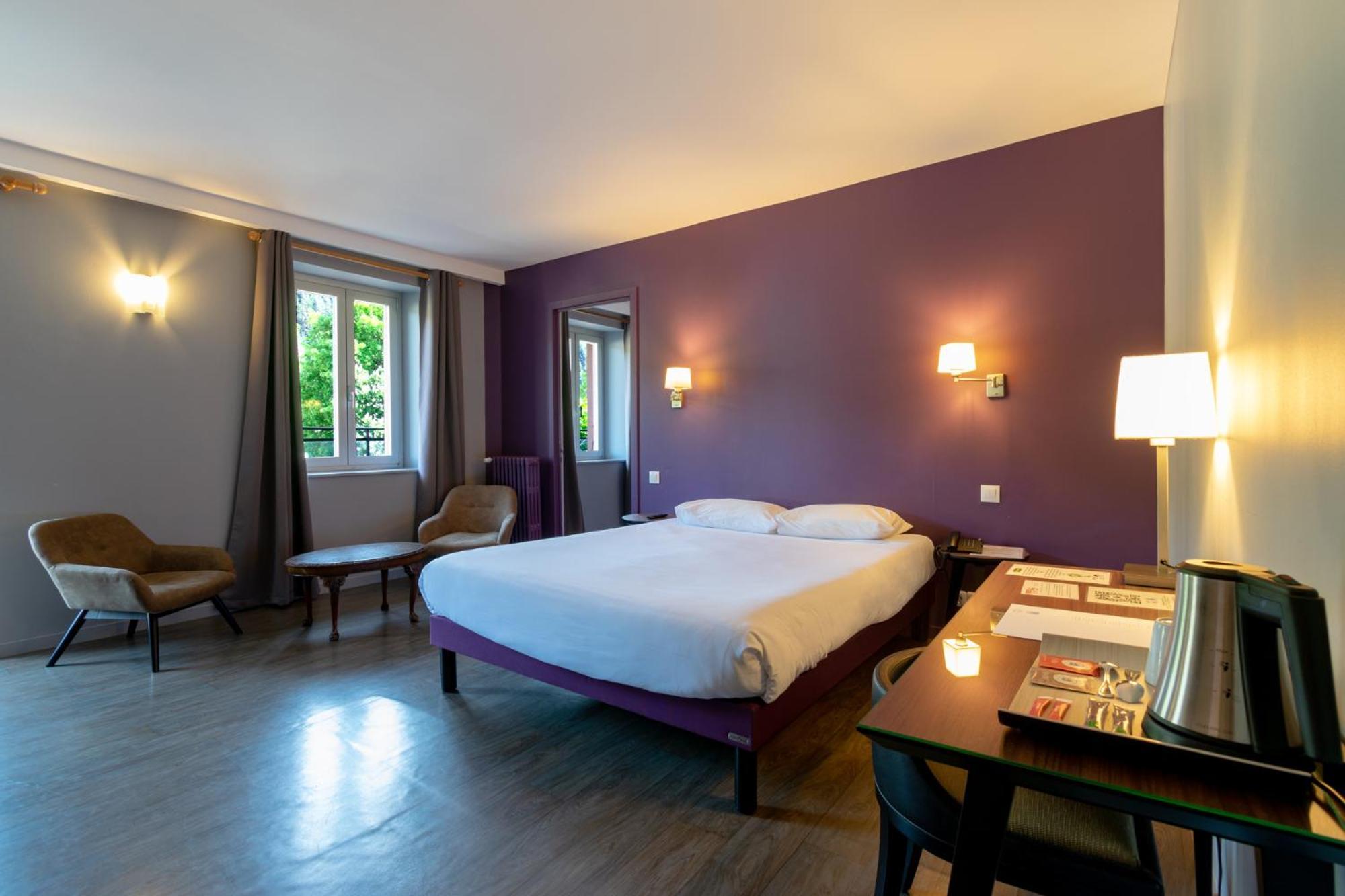 Hotel-Restaurant Le Lac Malbuisson Buitenkant foto