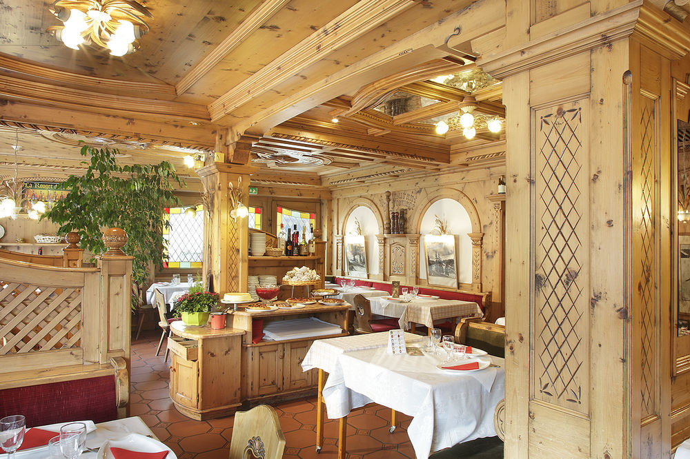 Hotel-Restaurant Le Lac Malbuisson Buitenkant foto